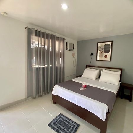Marion Roos Hotel Puerto Galera Εξωτερικό φωτογραφία