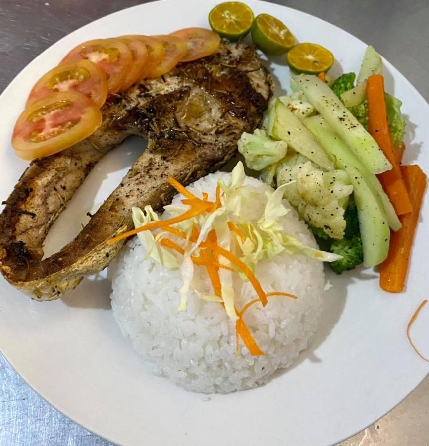 Marion Roos Hotel Puerto Galera Εξωτερικό φωτογραφία